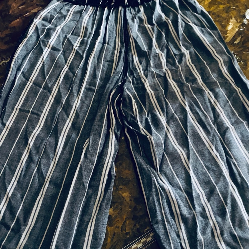Pants - Picture 6 of 9